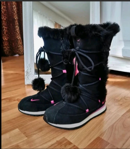 Štýlové semišové čižmičky Nike, veľkosť 37,5, NOVÉ - 3