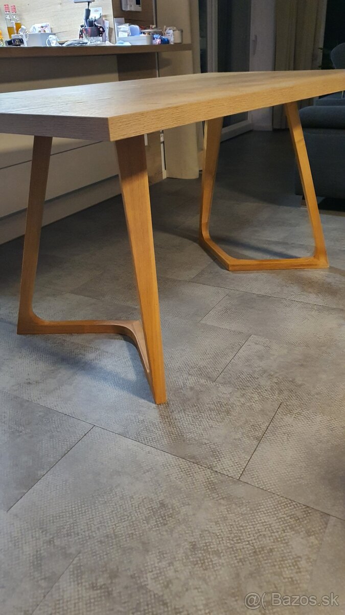 Stôl, stoličky a konferenčný stolík - 3