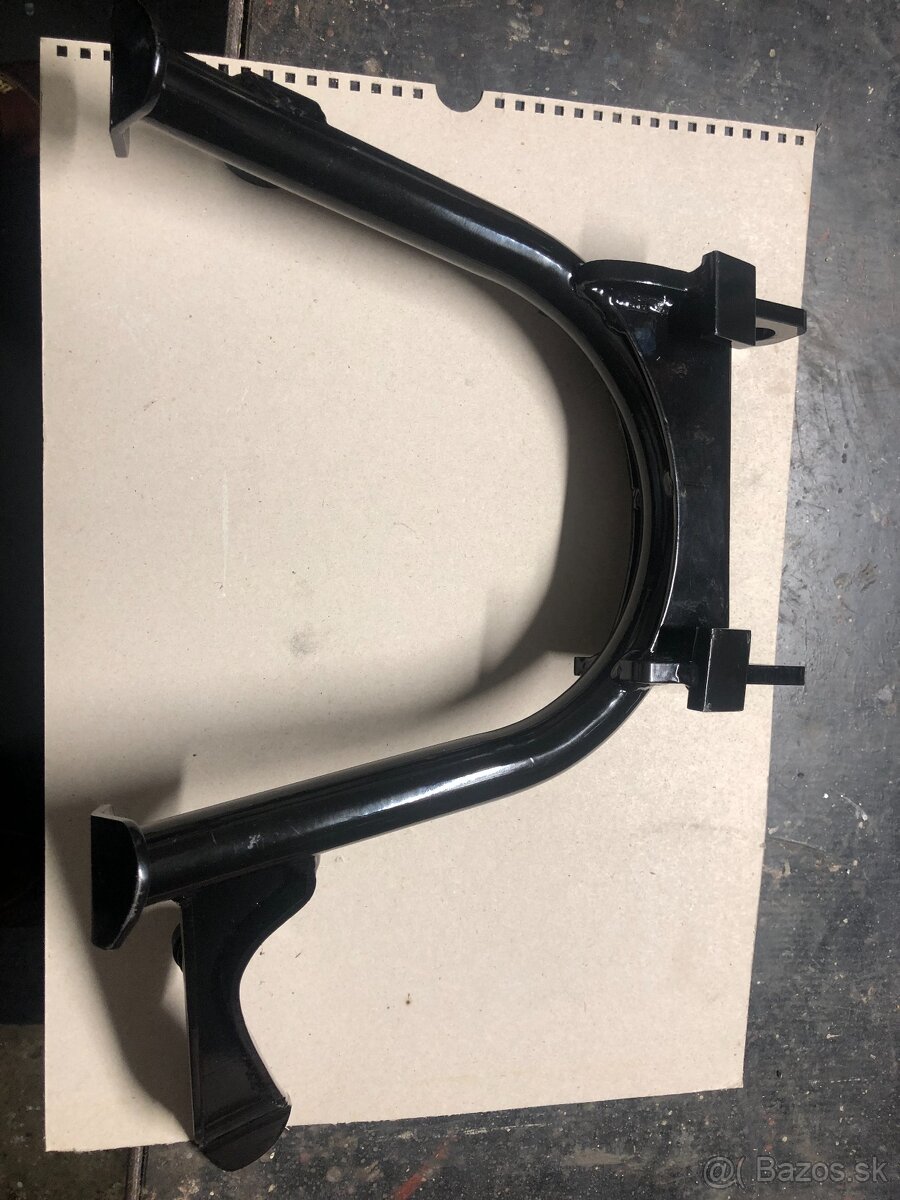 Predám stredový stojan na Triumph Bonneville T100 - 3