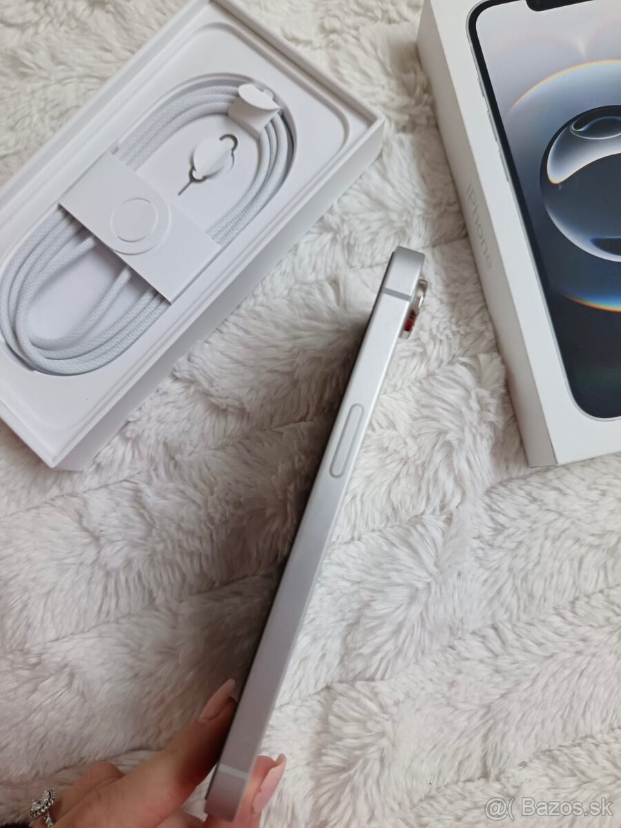 iPhone 16e, 128GB, 100% zdravie batérie - 3