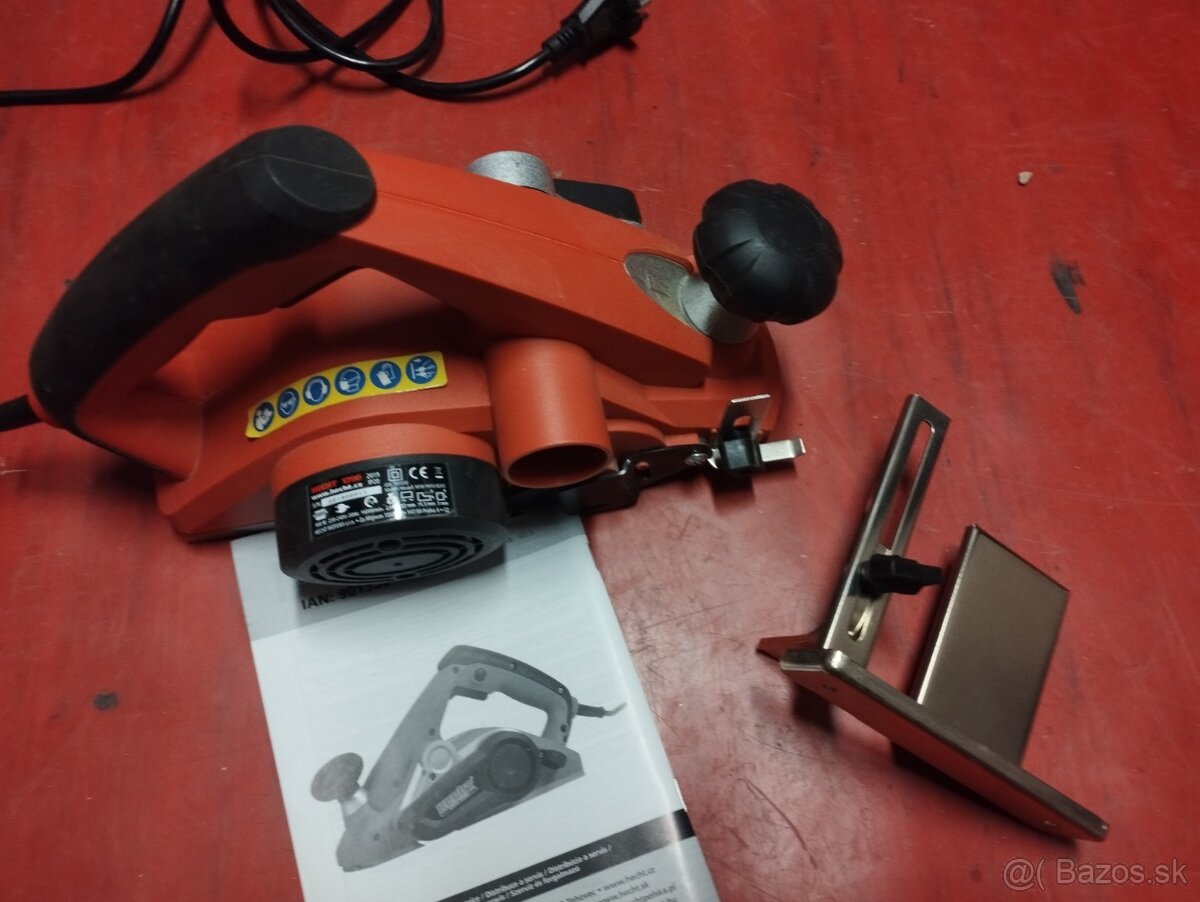 Ponúkam ručný elektrický hoblík HECHT 1790 - 3