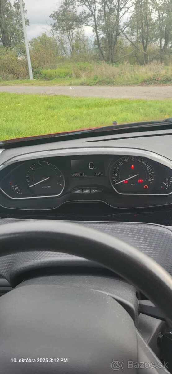 Peugeot 2008 style 1.2 PureTech 110k - 3