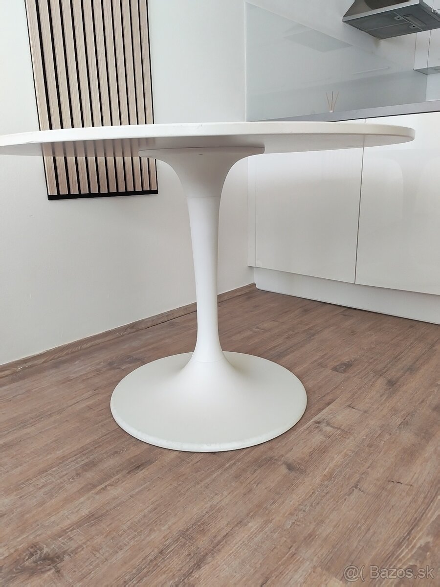 Stol a stolicky - 3