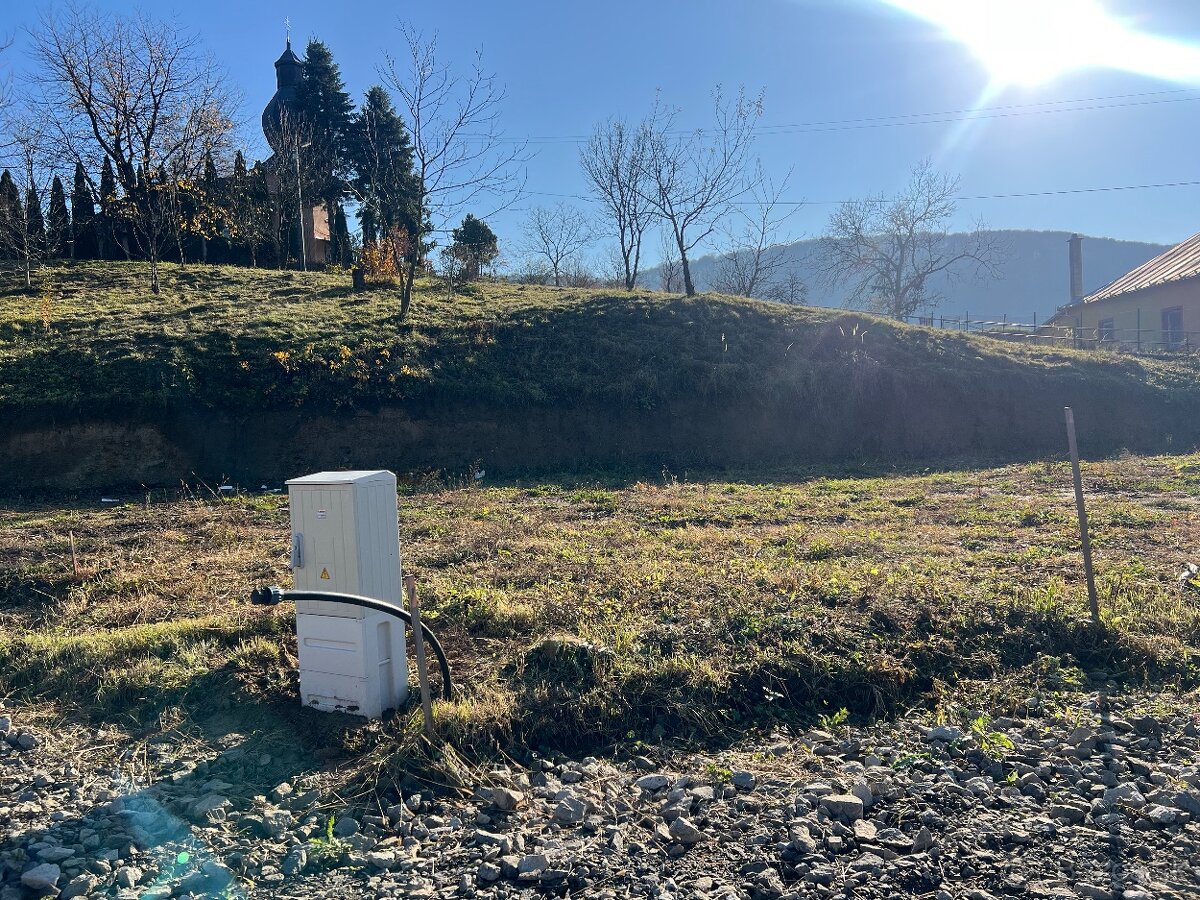 Ďurďoš, 3x st.pozemok s Is - 3