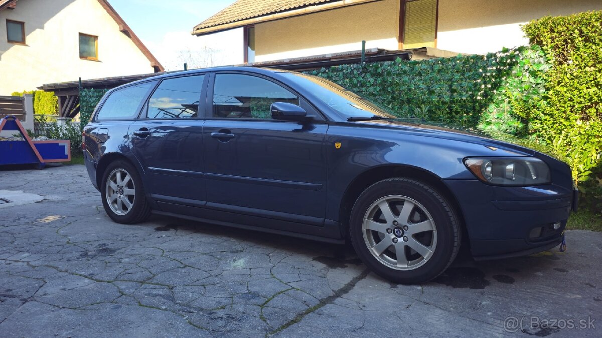 Volvo V50 - 3