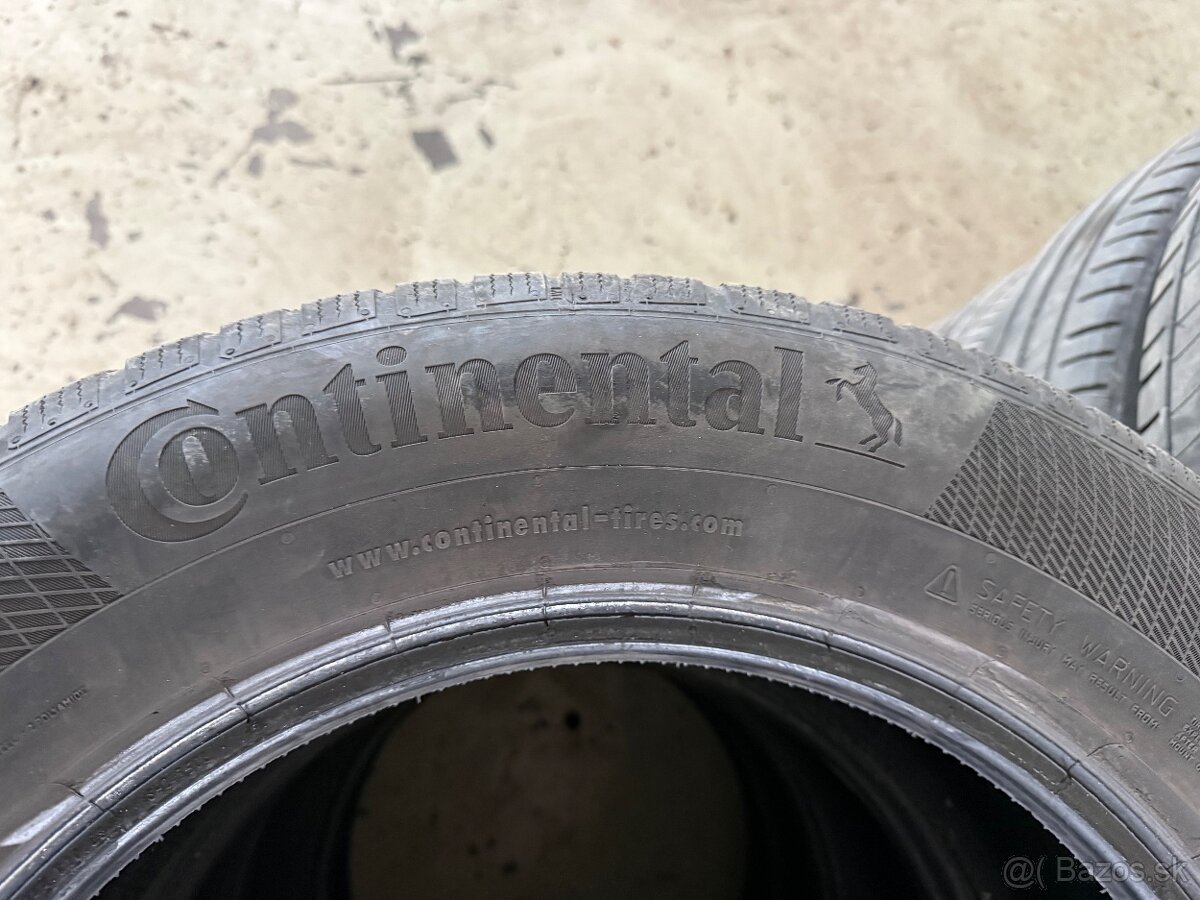 215/65R17 - 3