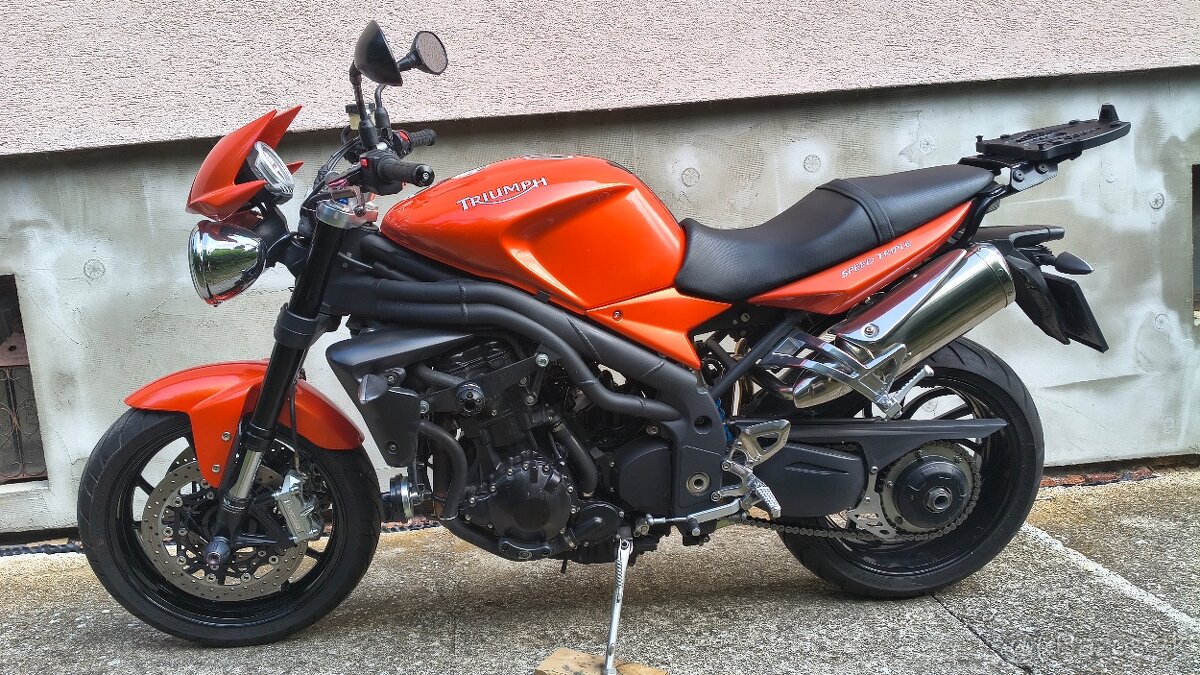 Triumph SPEED TRIPLE 1050 - 3