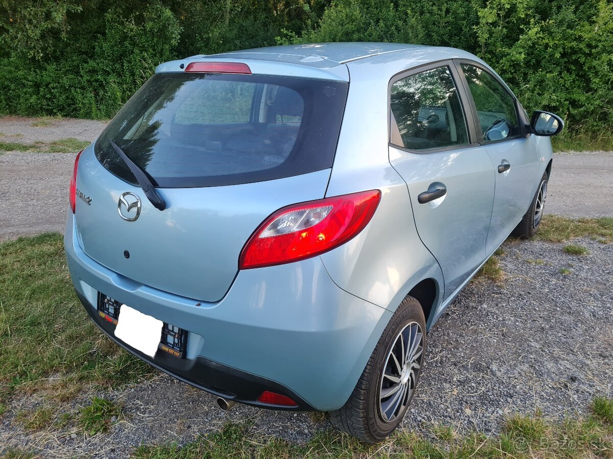 Mazda 2 ... 1,3 16v ...124xxx km - 3