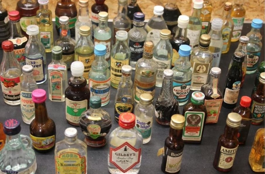 71 x MINI-flaštičky - zberateľský alkohol - 3