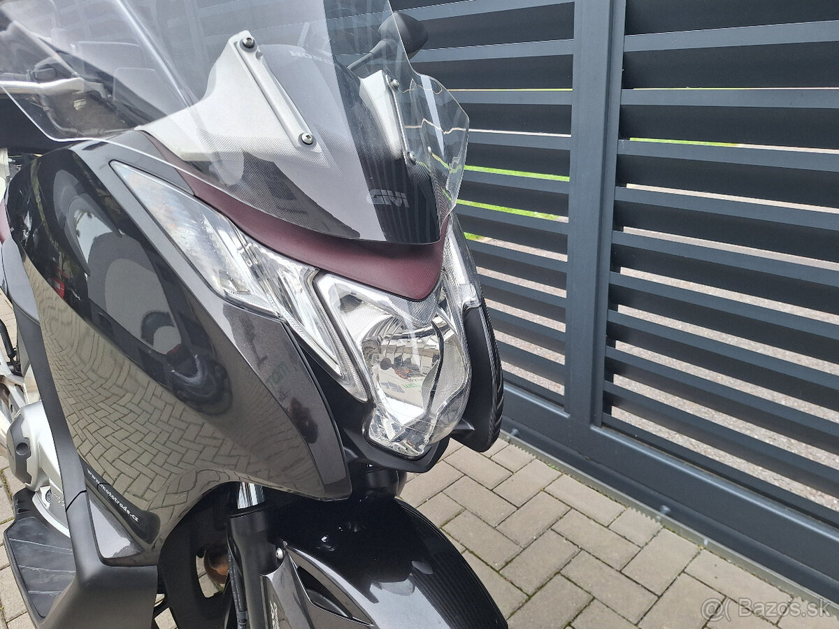 Honda NC 700 D Integra - 3