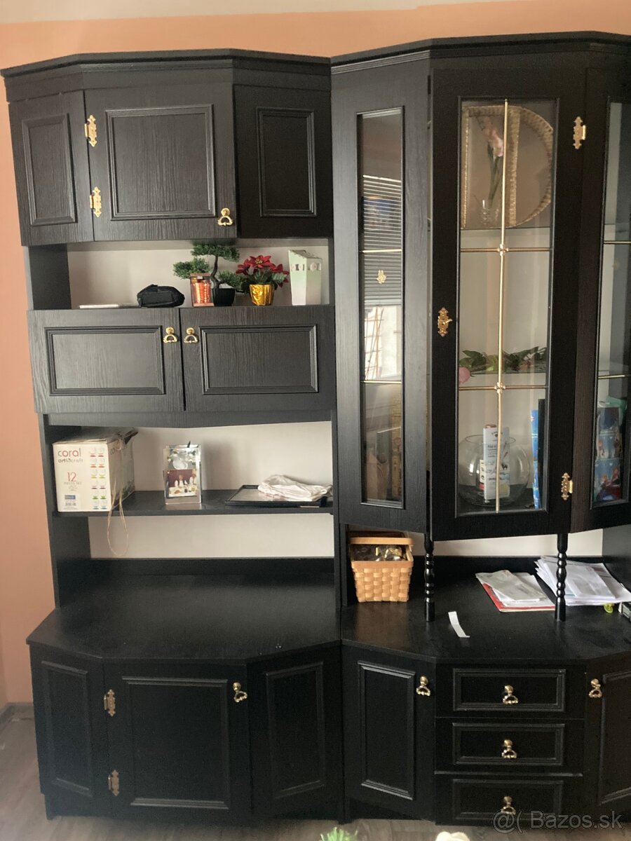 Predám veľmi zachovalú obývaciu stenu, čierna - 3