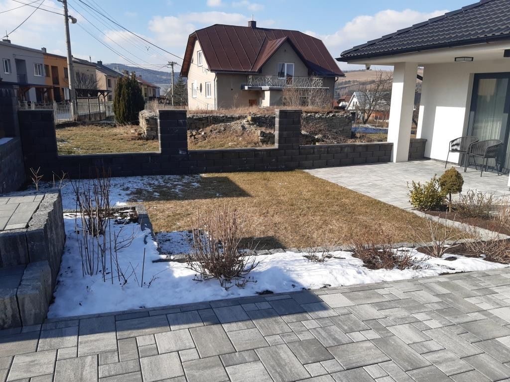 4-IZBOVÝ RODINNY DOM NA PREDAJ - 3