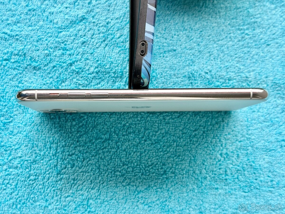iPhone 11 Pro Max Silver, NOVÁ BATERKA - 3