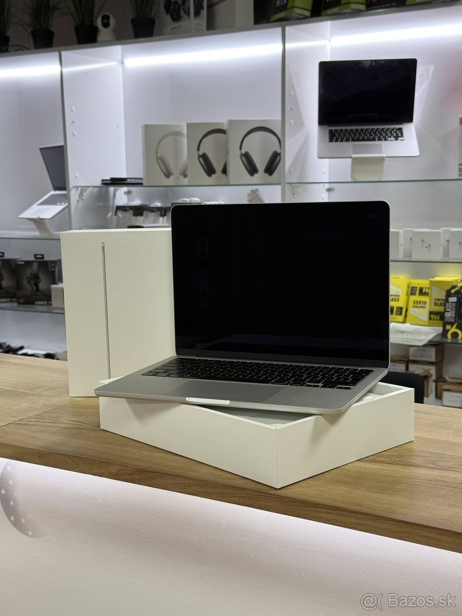 Macbook Air 13" M4 2025 256GB Silver - 3