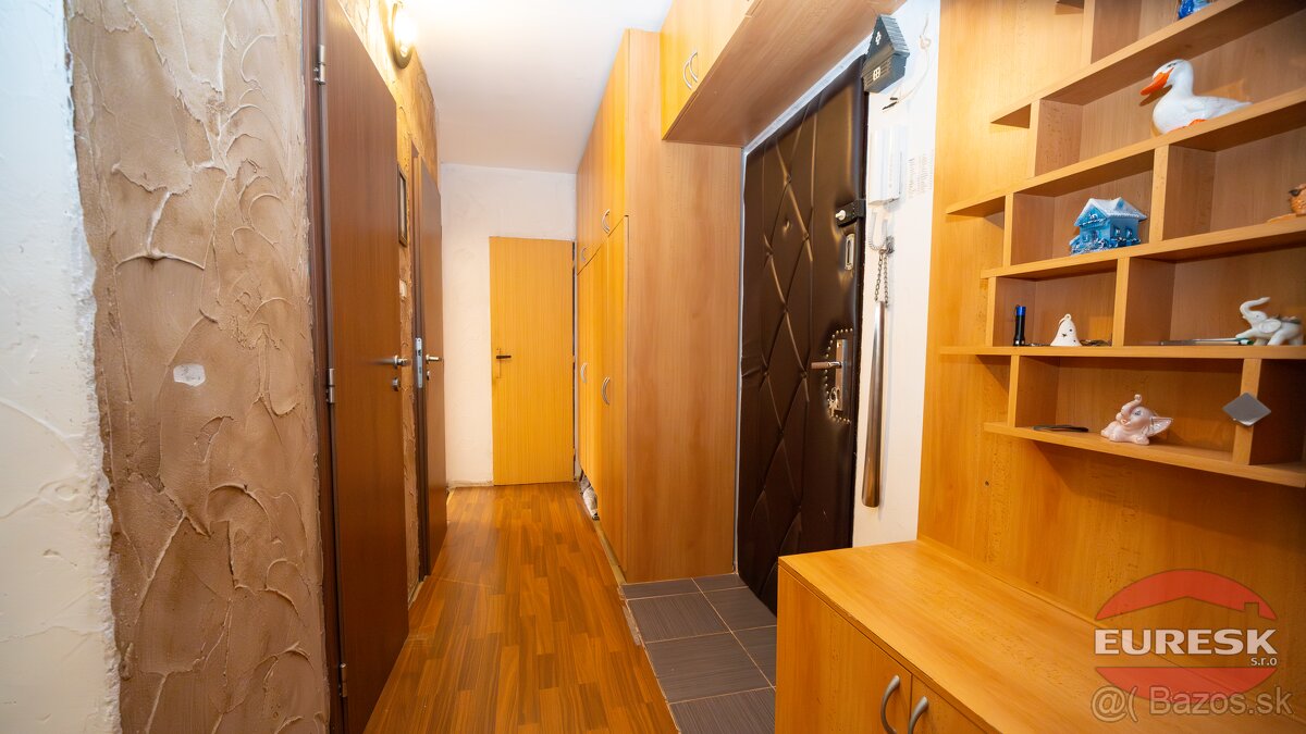 Na predaj 3-izbový byt v Humennom. - 3