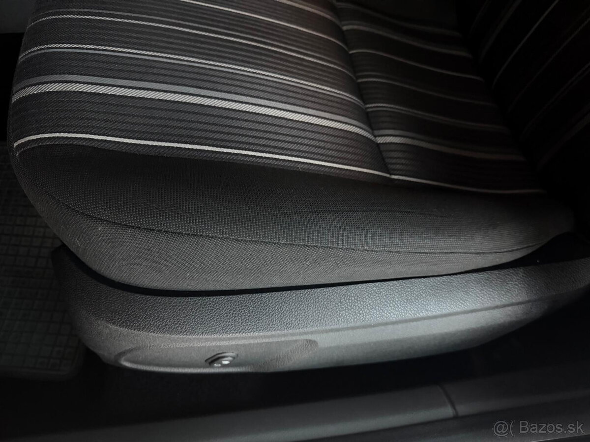 Ford Focus Combi 1.6TDCi SK ŠPZ - 3