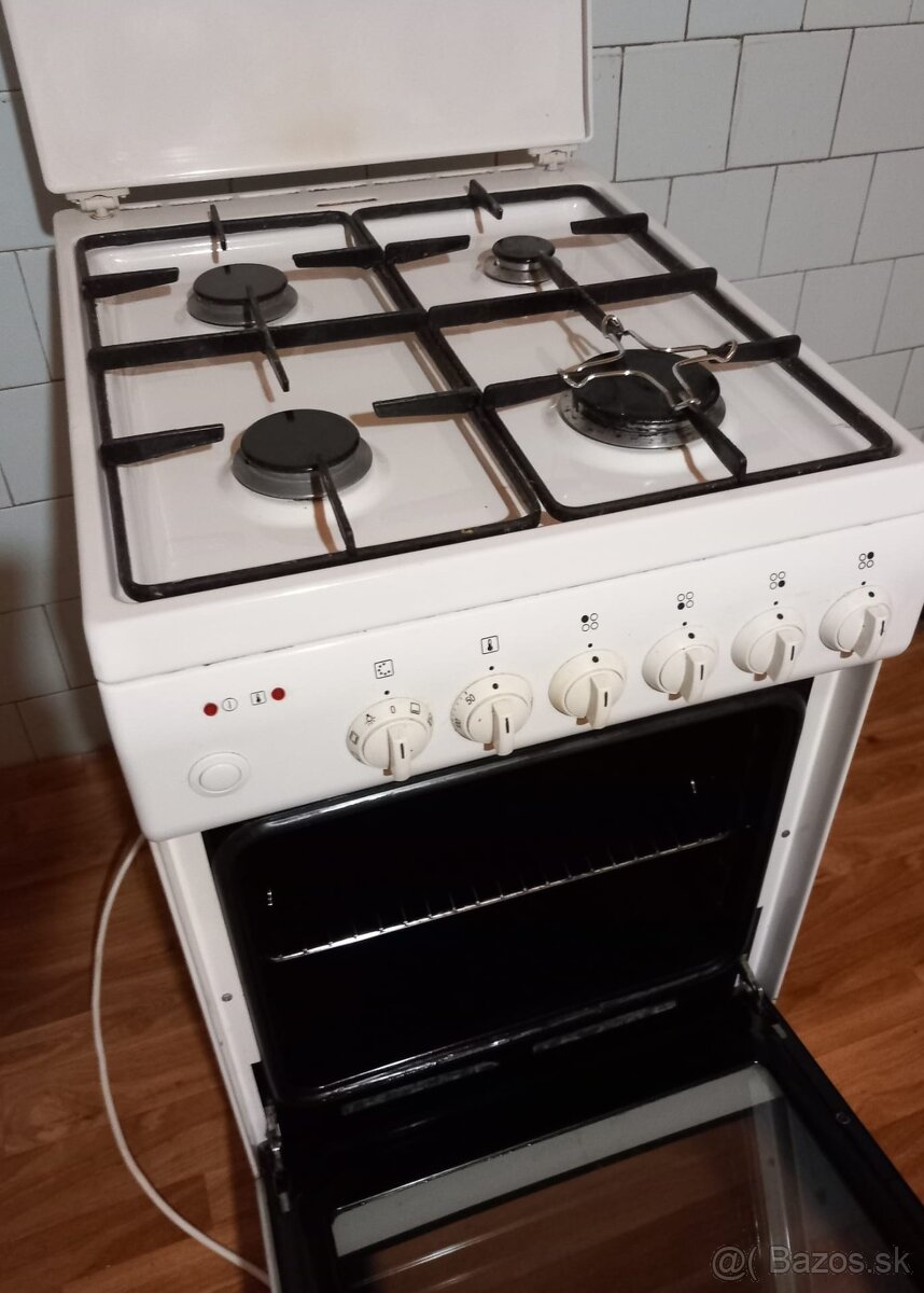 Kombinovaný samostatne stojaci sporák BOSCH - 3