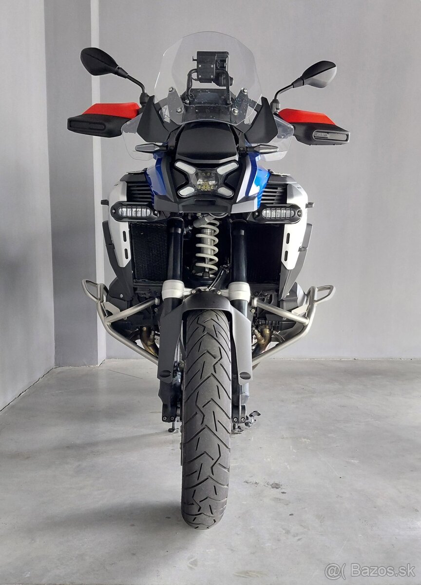 BMW R 1300GS ADVENTURE - TROPHY / Servis v cene motocykla