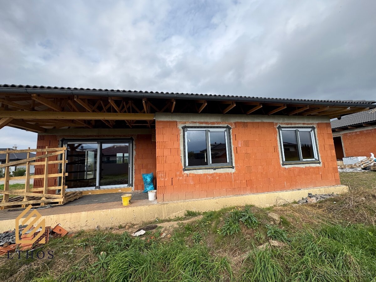 🏡 Na predaj: 2 novostavby rodinných domov – Mojš pri Žiline - 3