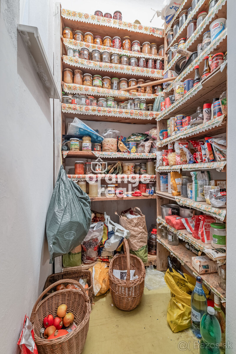 Priestranný tehlový staromestský byt na Czambelovej ulici so - 3