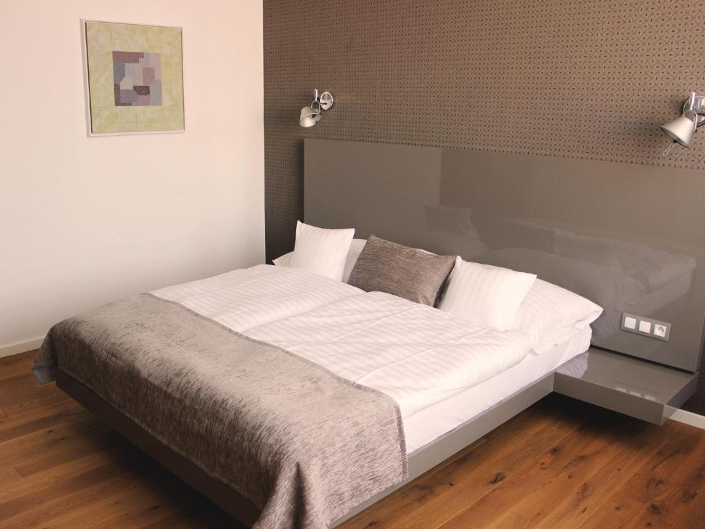 Predám poukazy na wellness pobyt s polpenziou v Hoteli Lev - 3