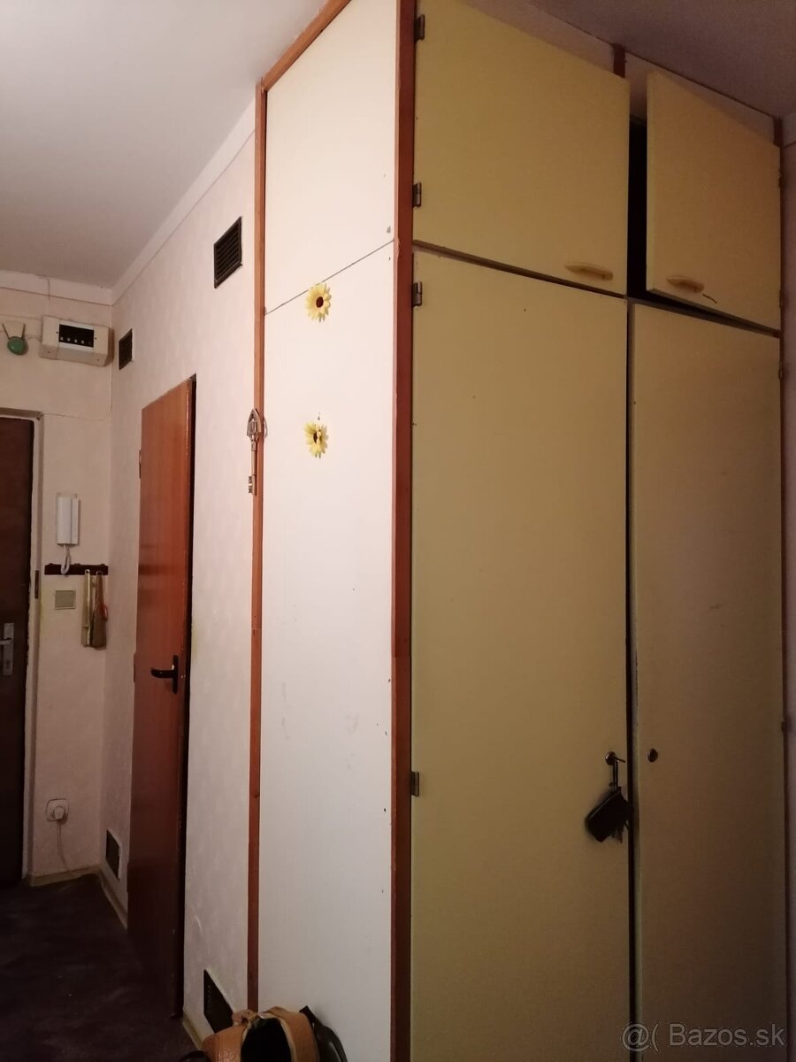 Prenájom 2 izbového bytu - 3