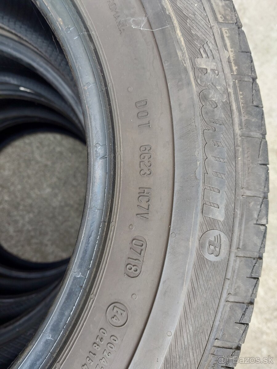 Predám pneu na T5 T6 - 3