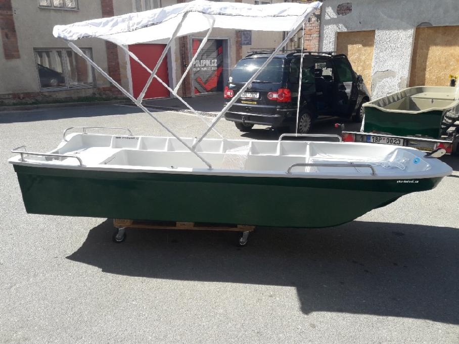 Rybársky čln, pramica, loď Ka 330 - 3