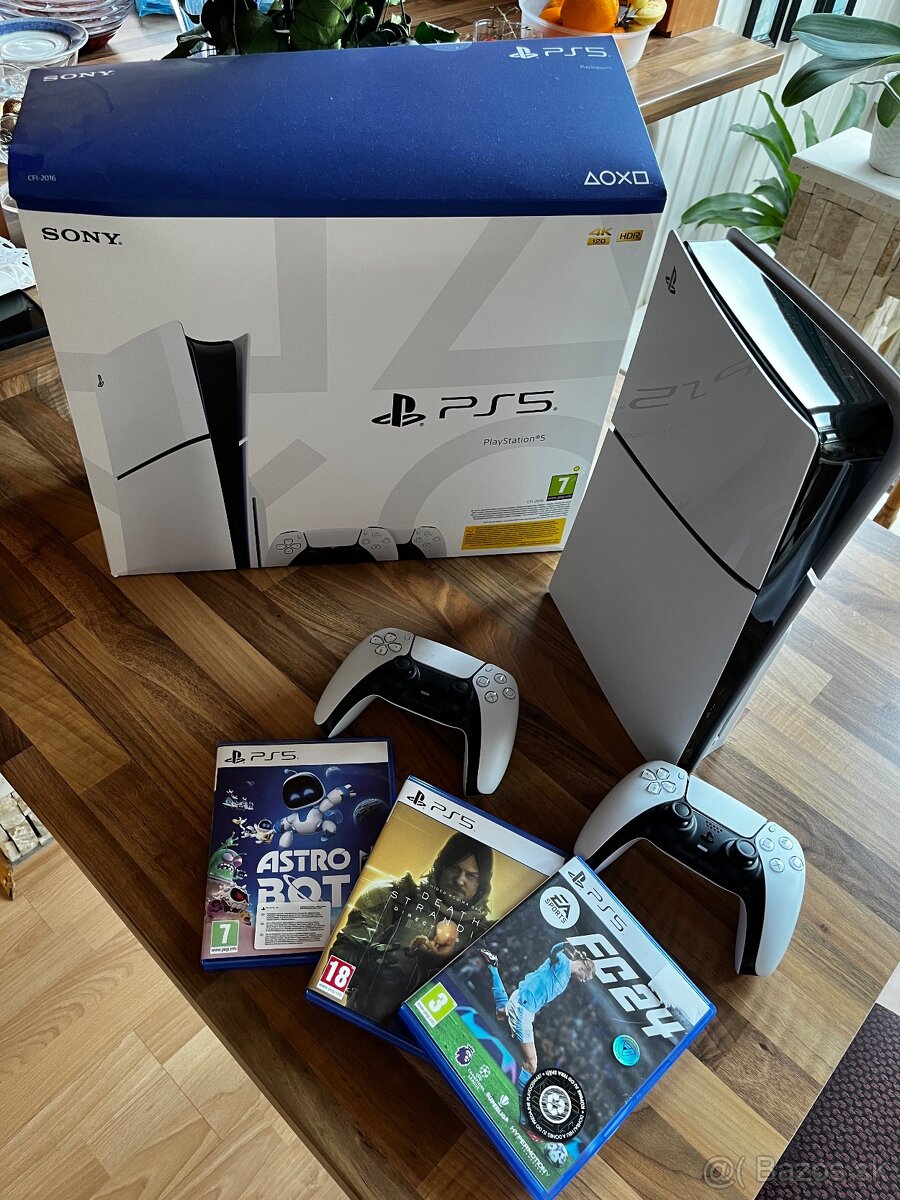 Playstation 5 + 2 ovládače - 3