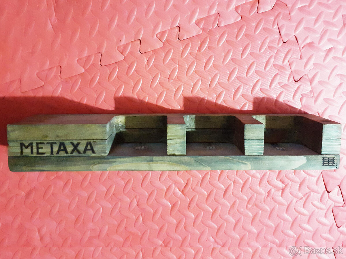 METAXA podsvieteny stojan - 3