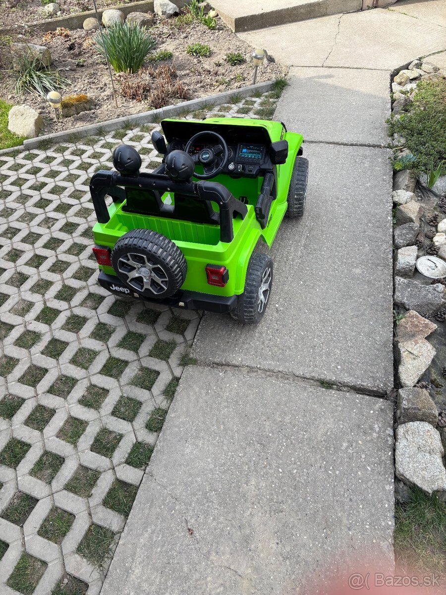 Elektrické Autíčko Jeep - 3