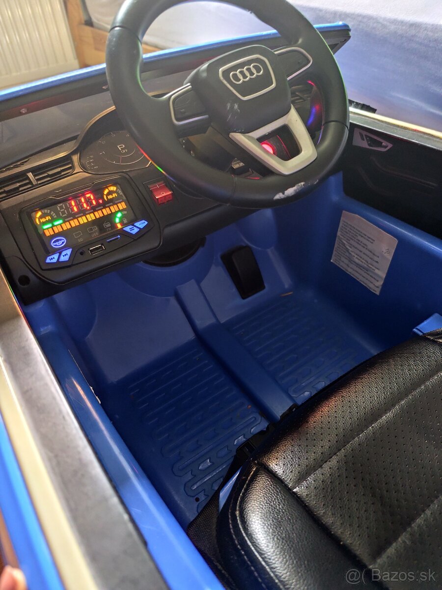 Audi Q8 autíčko - 3