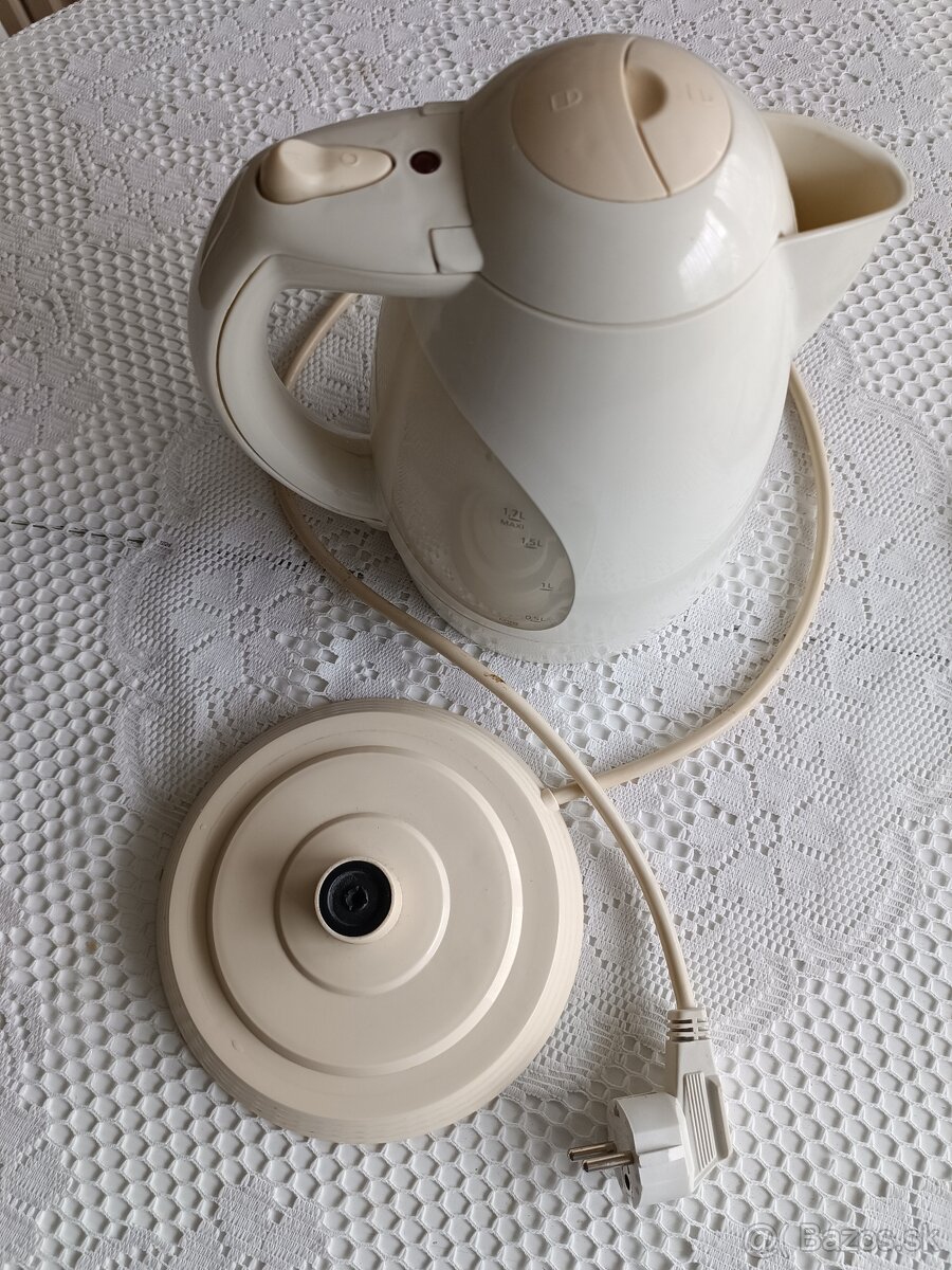 Rýchlovarná kanvica Moulinex - 3