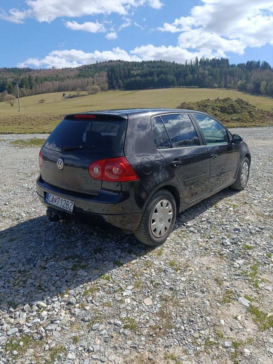 Volkswagen Golf V - 3
