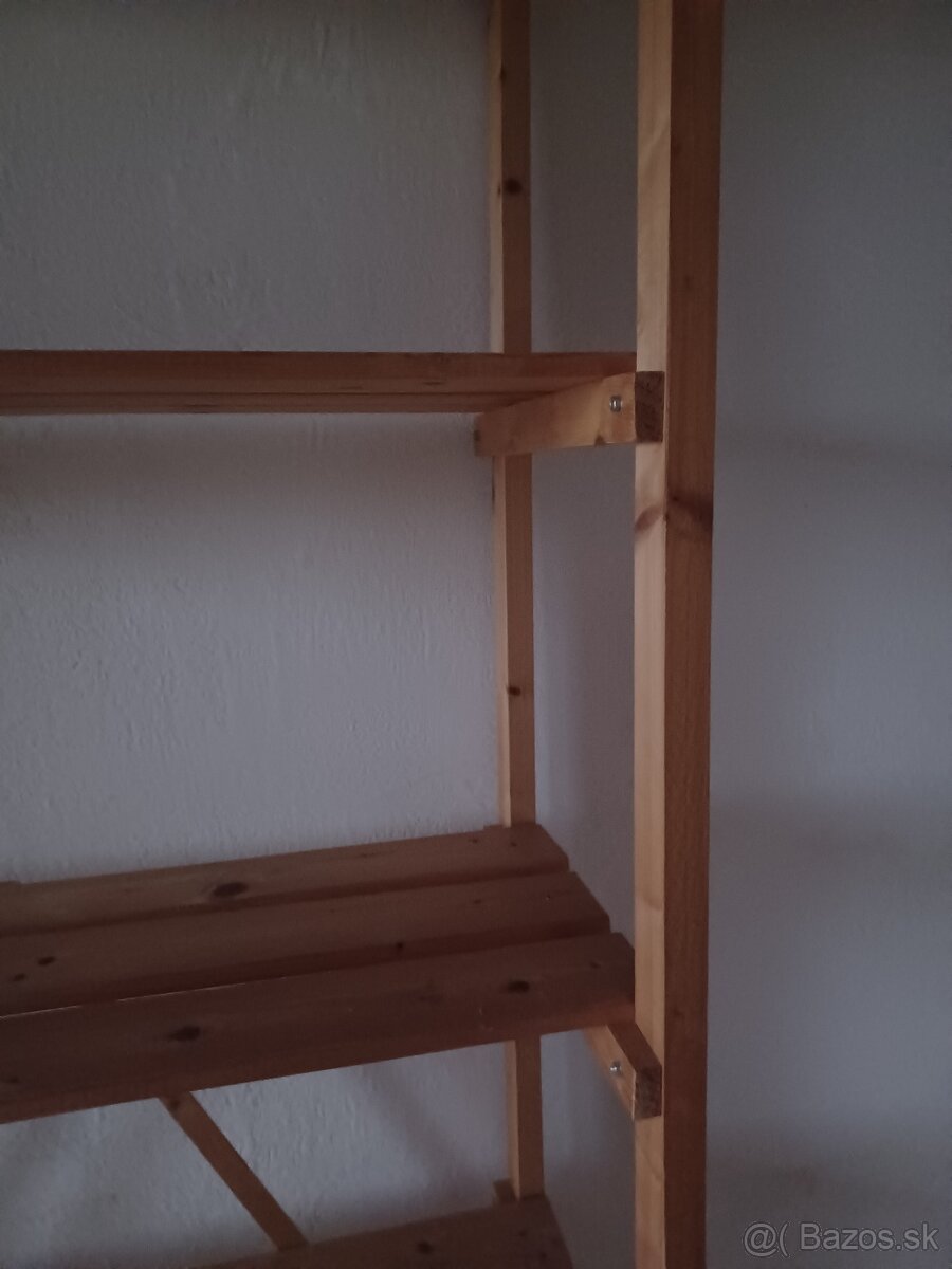 Regál - 3