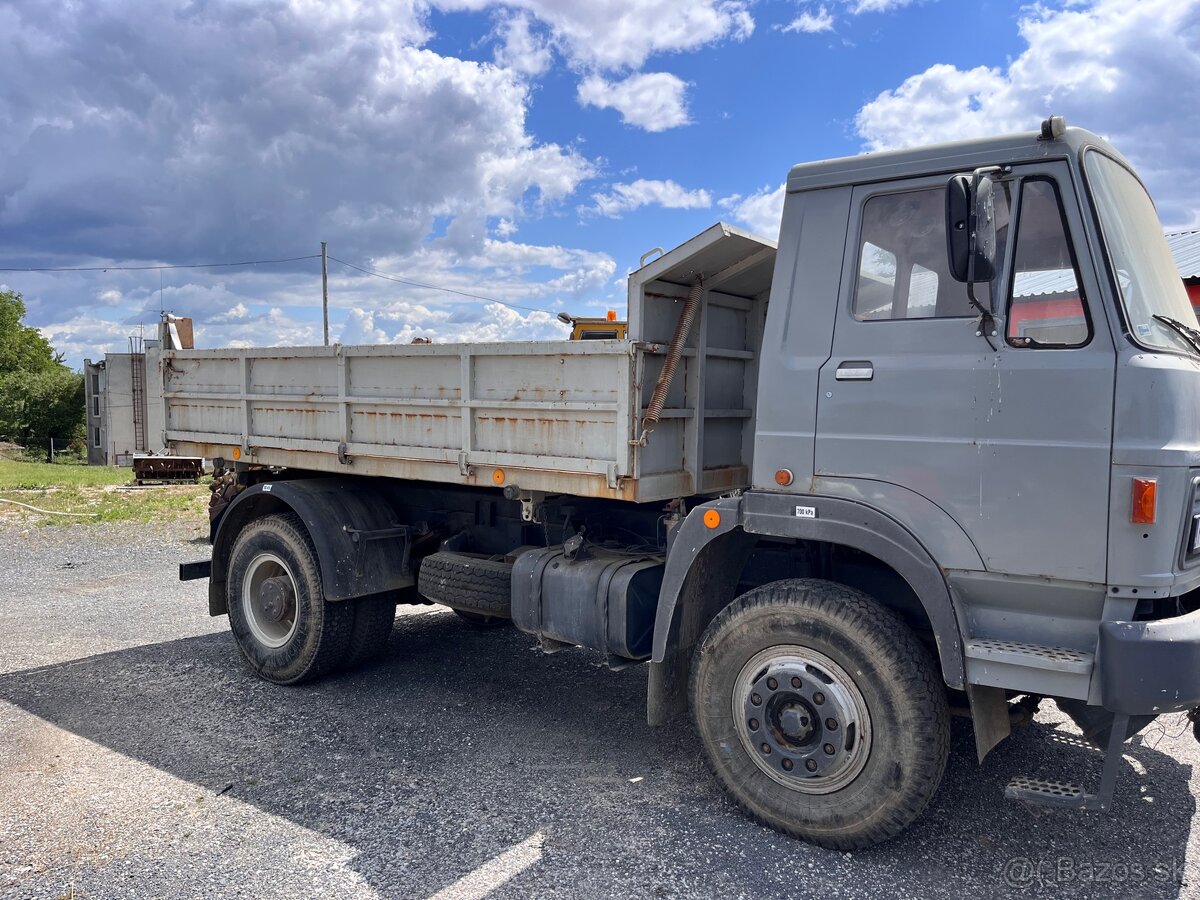 Liaz 110 vyklápač - 3