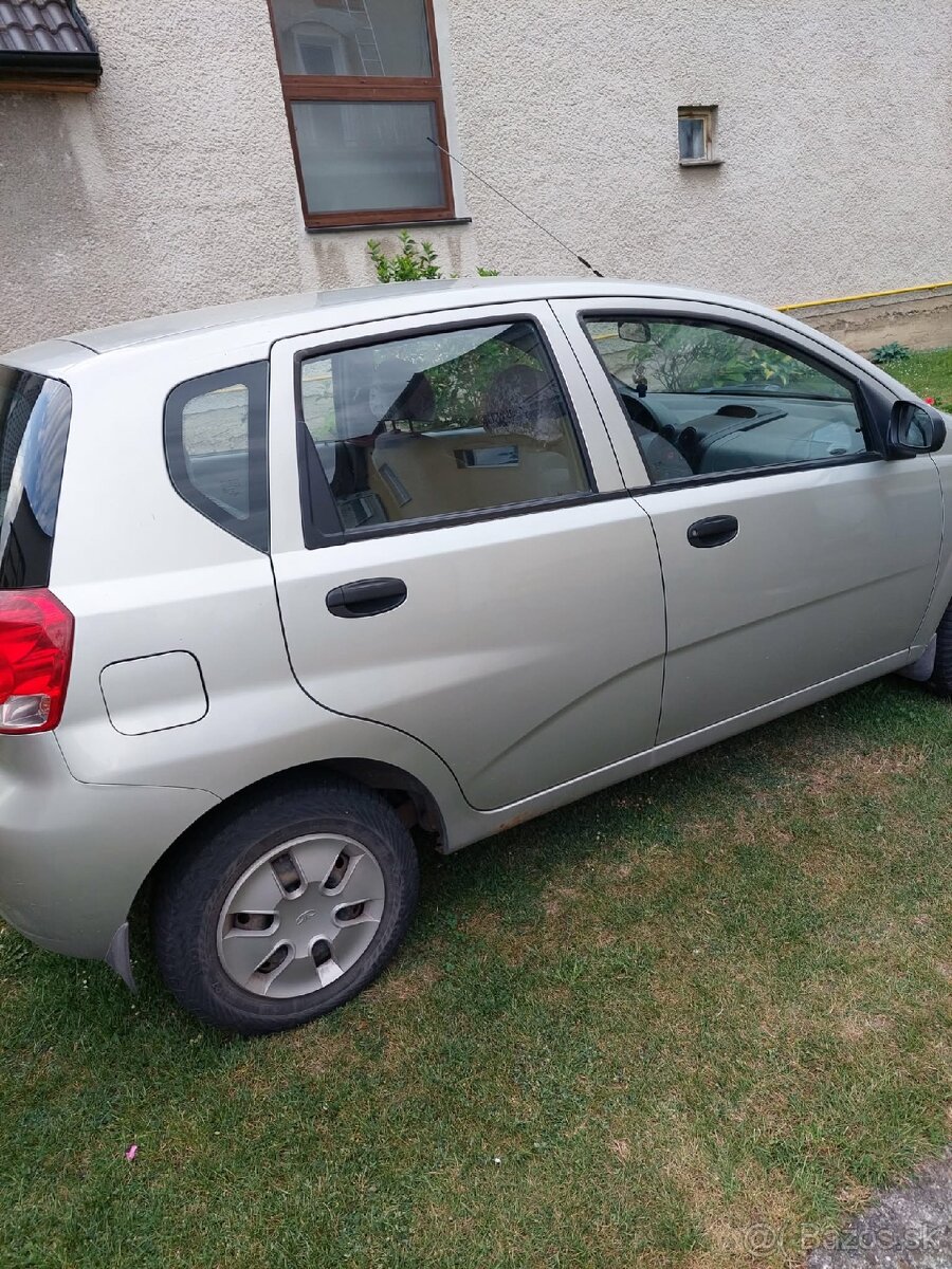 Daewoo Kalos - 3