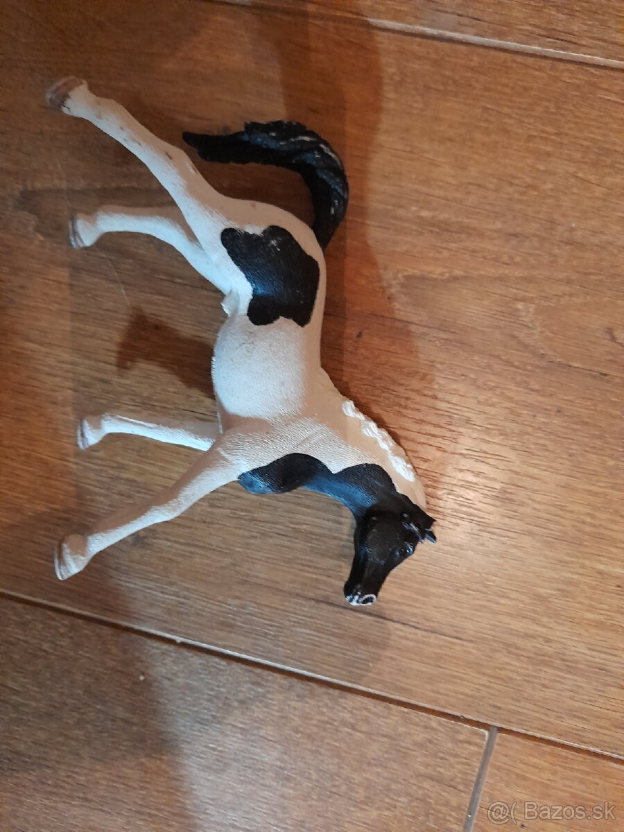 Schleich poškodene kone - 3