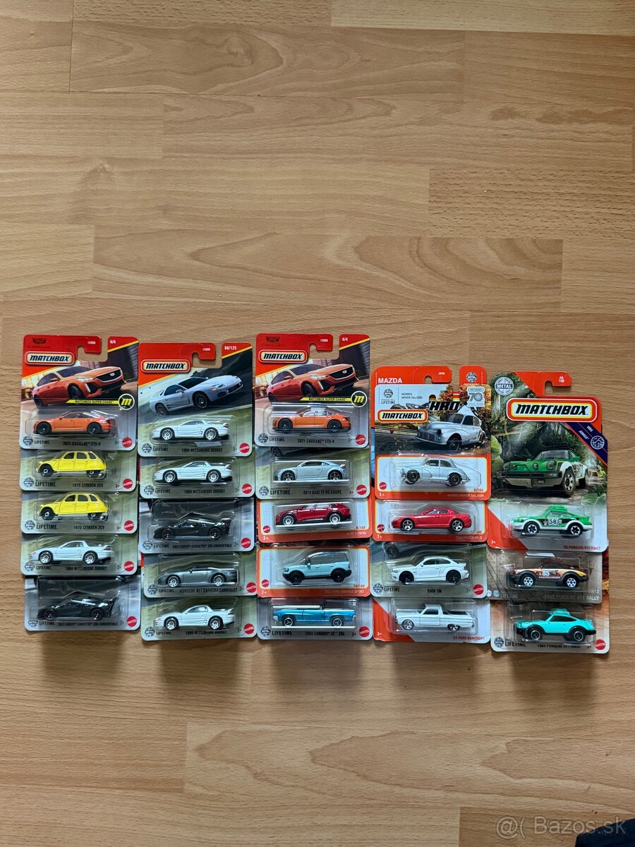 Hot wheels autíčka Mix - 3