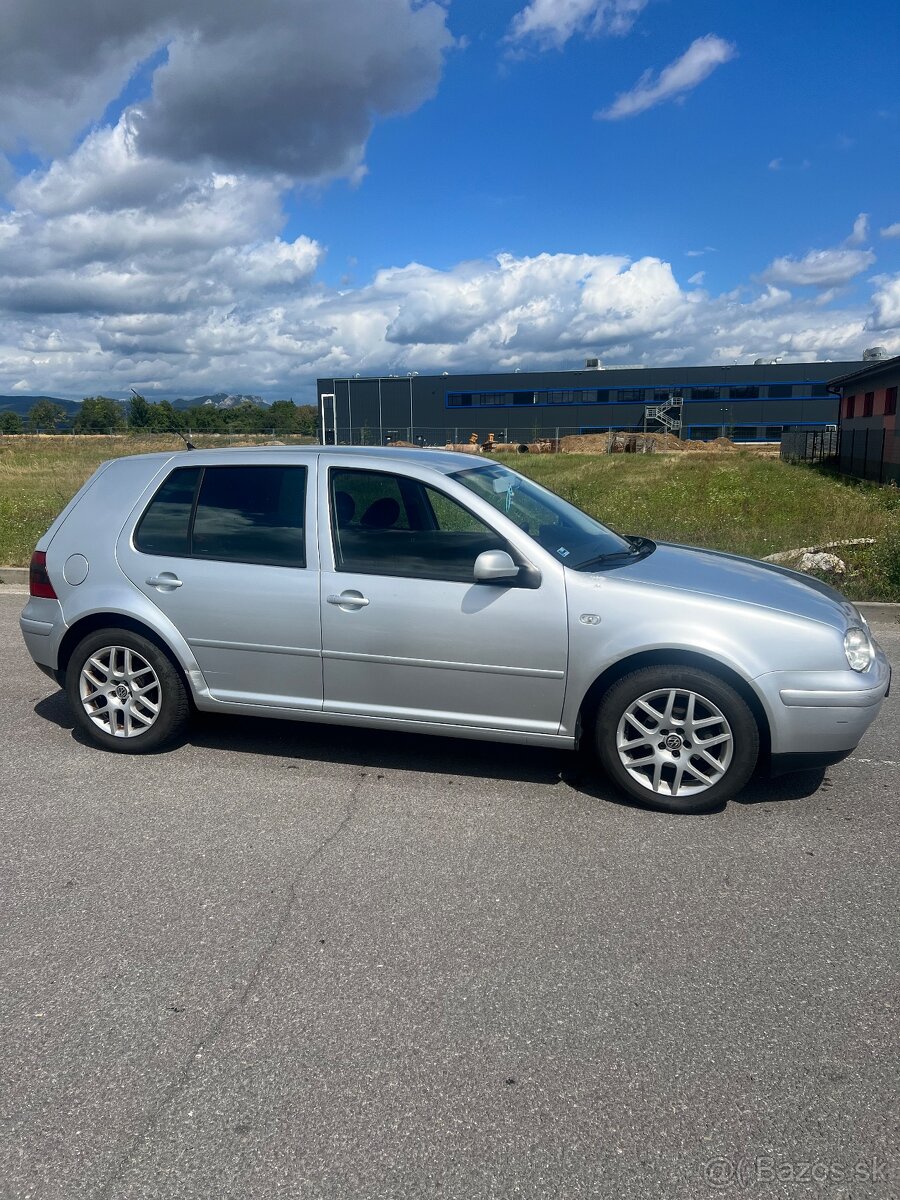 Volkswagen golf 4 1.6 77kw - 3