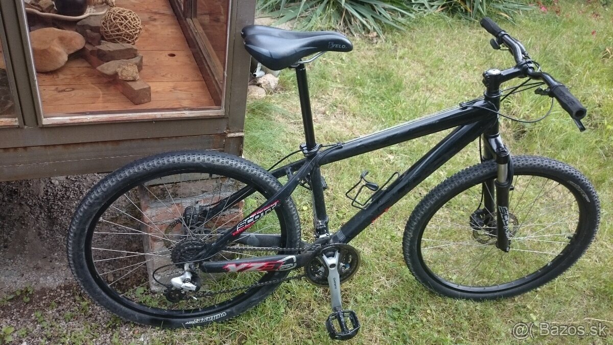 Dirt 2x Scott yz3,Trek 4300, kgb heckler. Merida Matts pro,D - 3