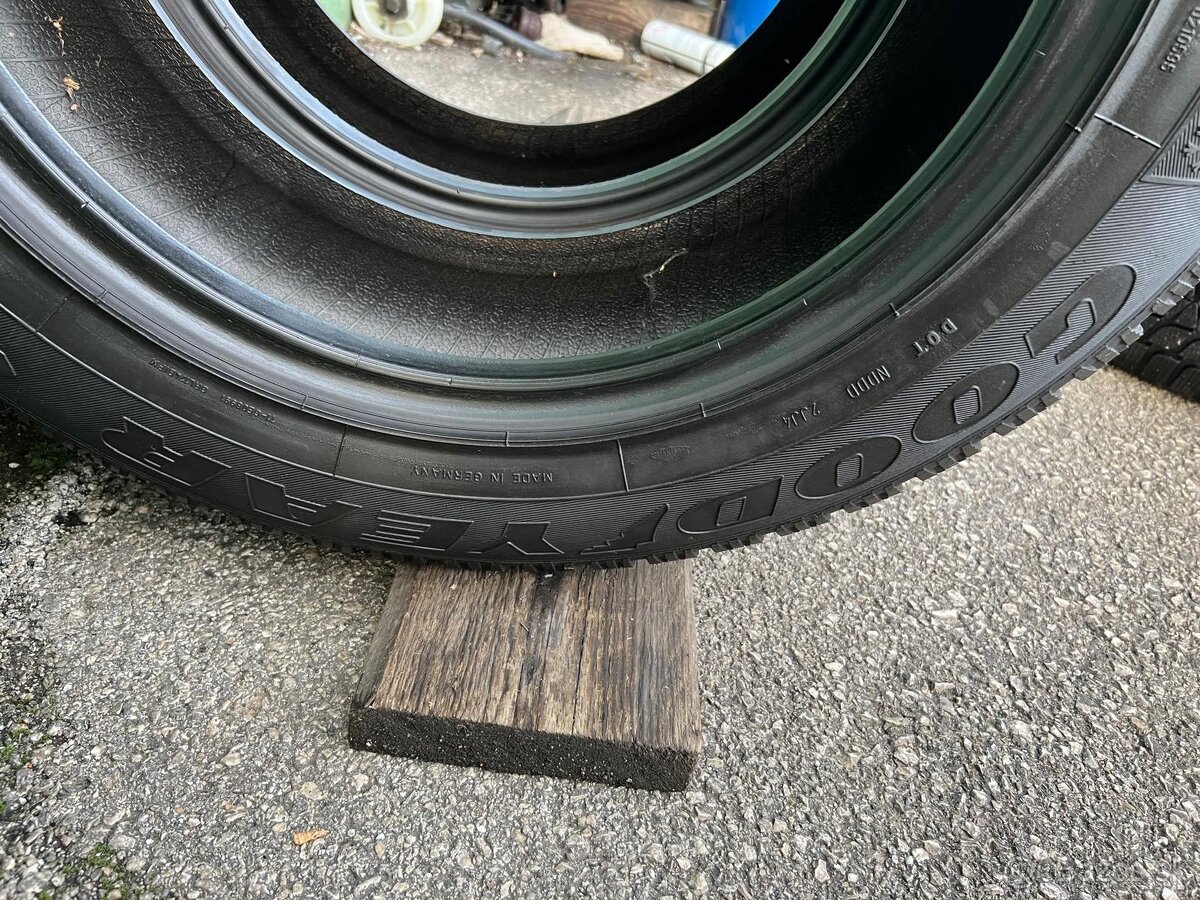 Zimné pneumatiky Goodyear 225/65R17 - 3