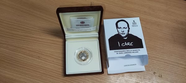 5 euro bimetalová vatikánska minca z roku 2023 - 3