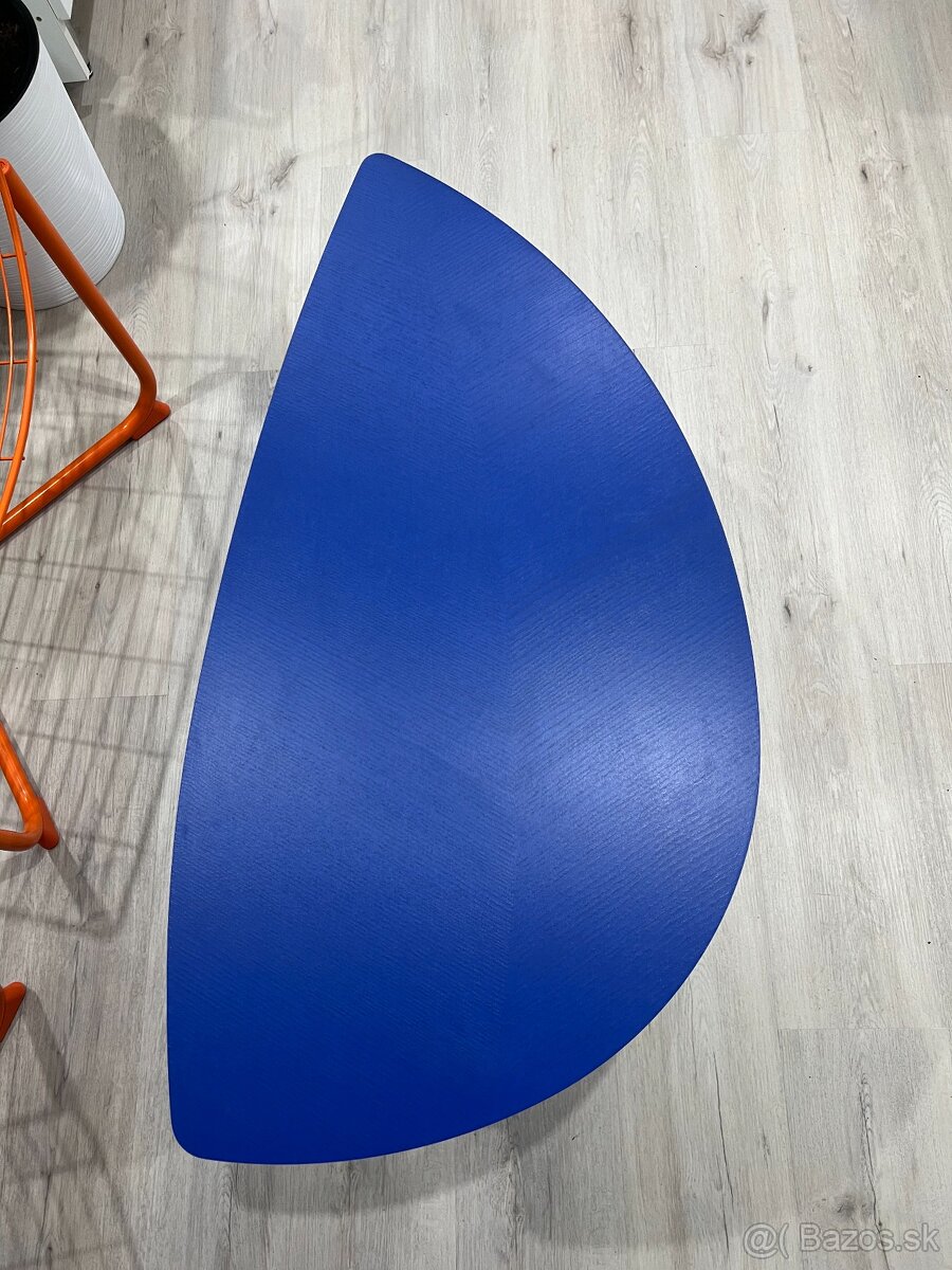 Konferenčný stolík - 3