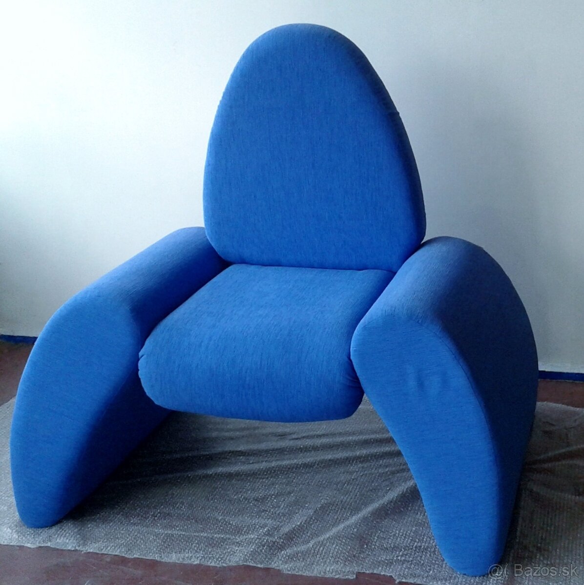 Stoličky, kreslo, nočný stolík - retro. - 3