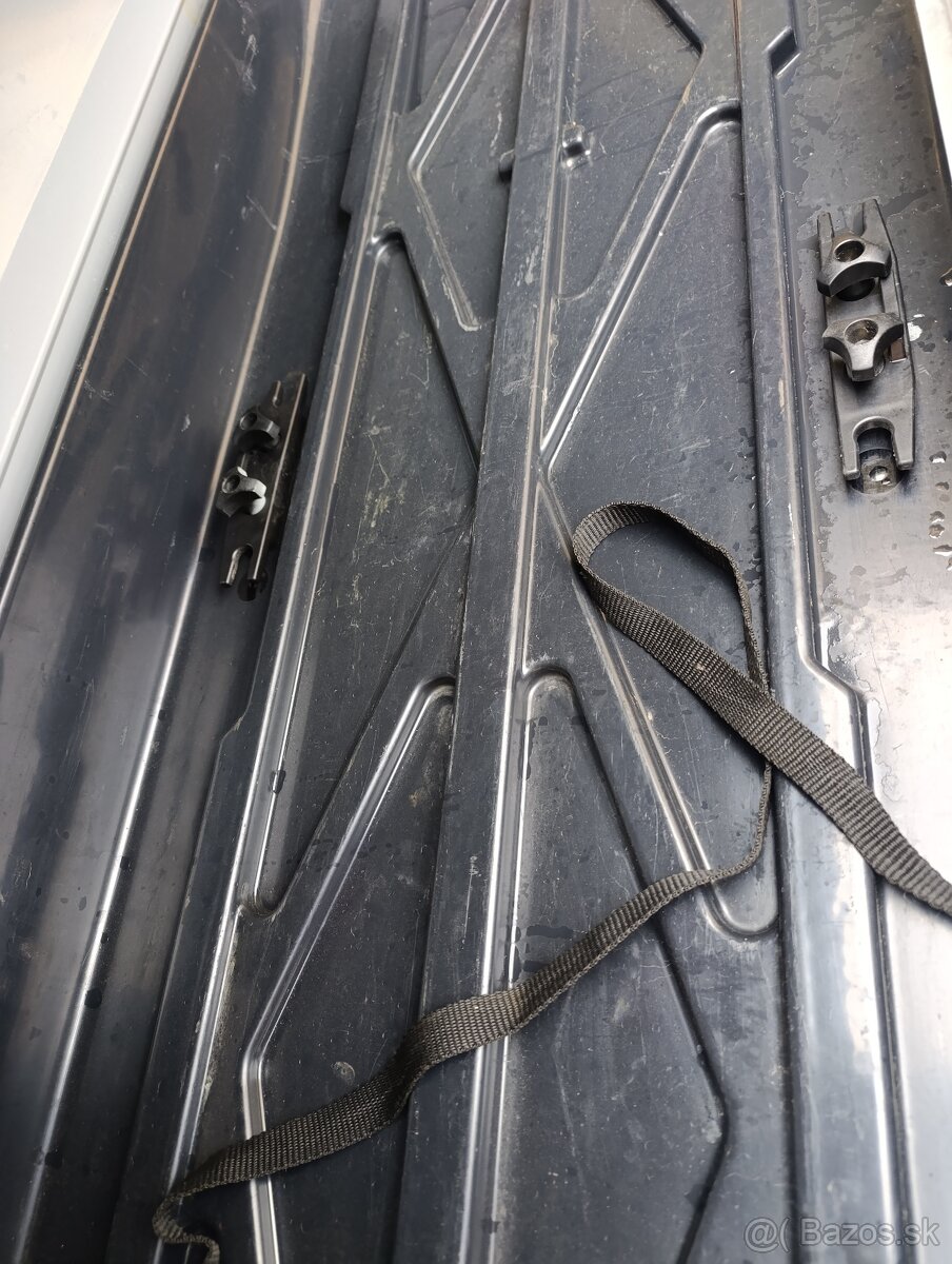 Strešný box Thule Alpine 500 - 3