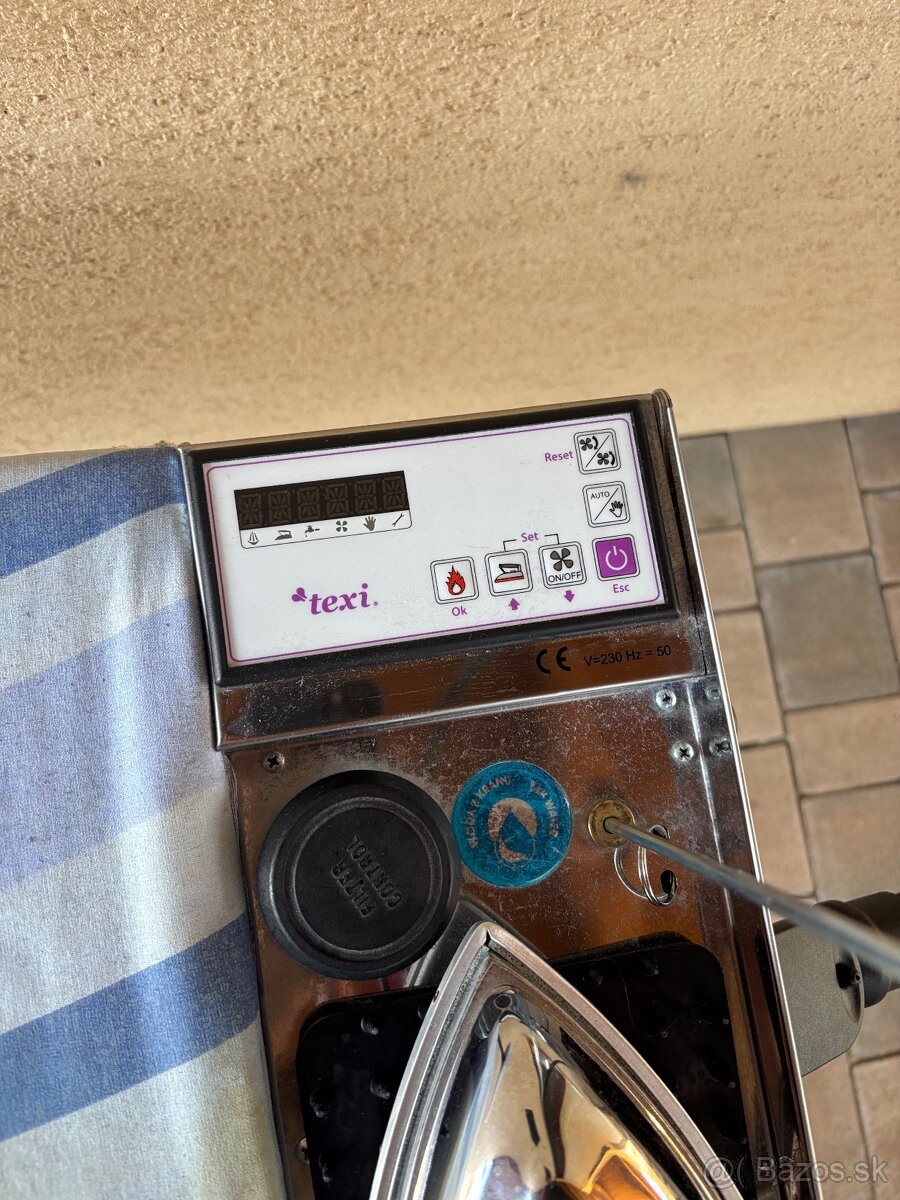 Parný žehliaci systém TEXI SMART S+B - 3