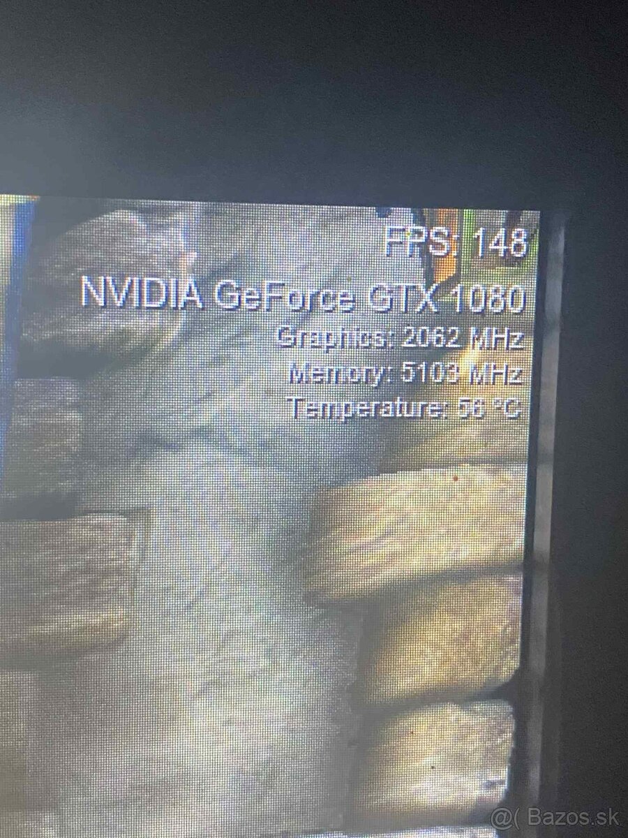 Herny PC I5 9600KF 16GB RAM GTX1080 XTREME GAMING - 3