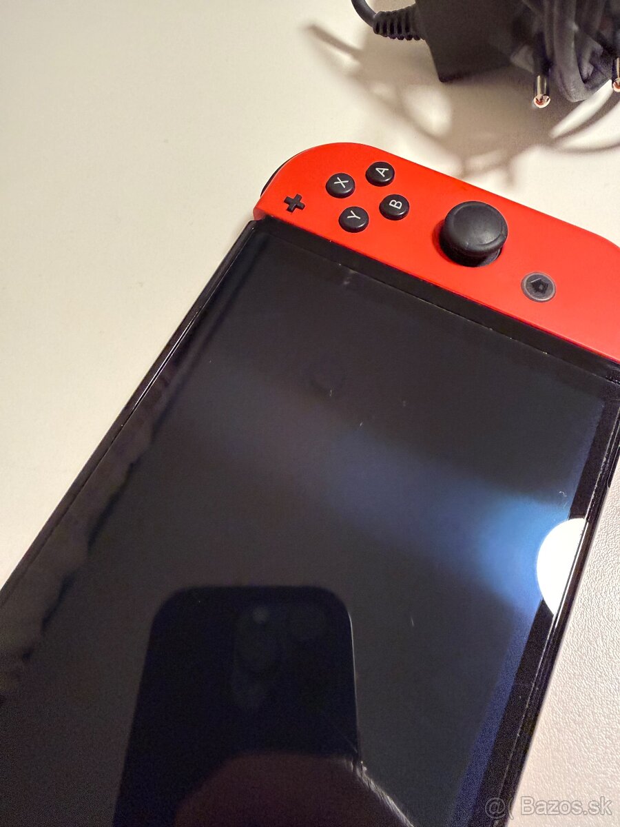 predám nintendo switch OLED v edicii Mario kart - 3