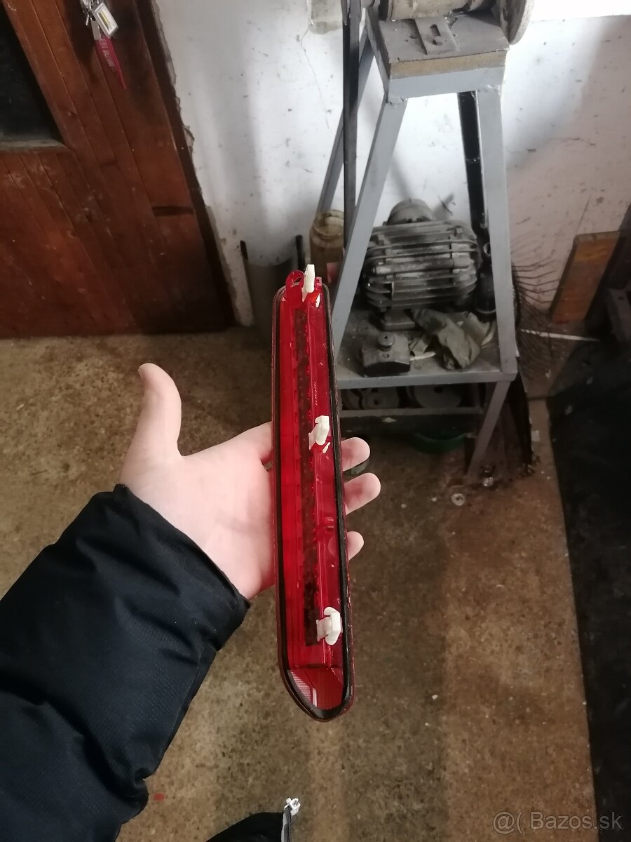 Škoda Fabia Kombi Tretie Brzdové Svetlo - 3
